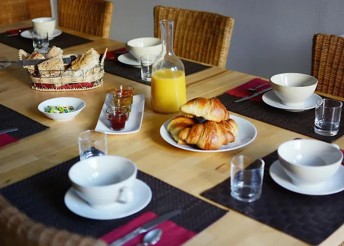 Les Trois Fontaines Пуатье