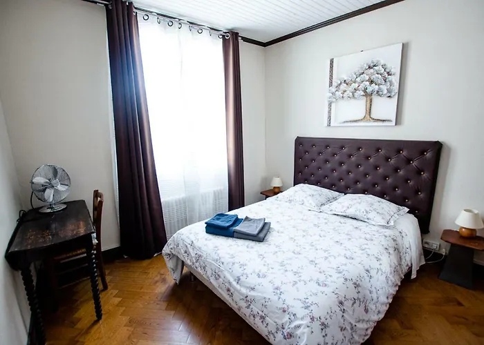 Les Trois Fontaines Bed & Breakfast